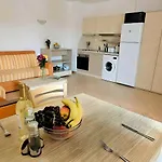 شقة Hany - 3 Pools, Spa, Gym, Playgrounds ساني بيتش