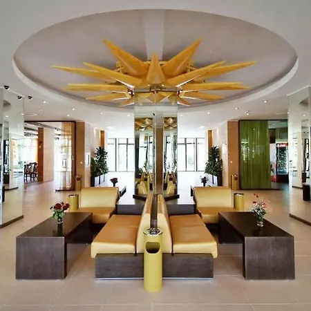 Hany - 3 Pools, Spa, Gym, Playgrounds Апартаменты Солнечный берег