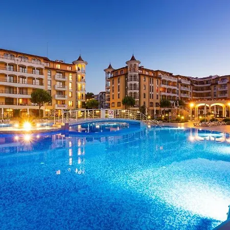 Hany - 3 Pools, Spa, Gym, Playgrounds Апартаменты Солнечный берег